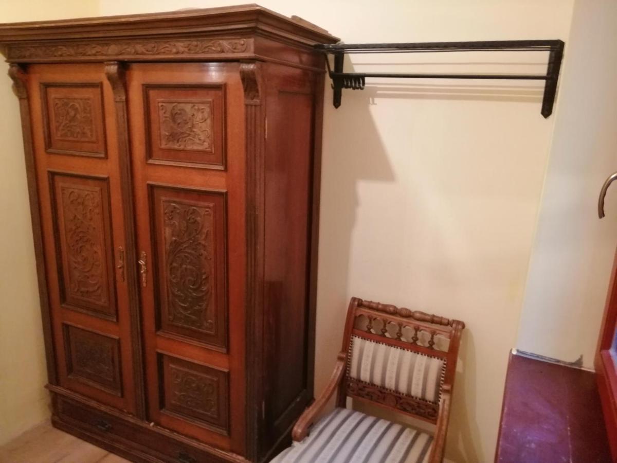 Vizaknai Apartmanhaz Alba Regalǎ Exterior foto